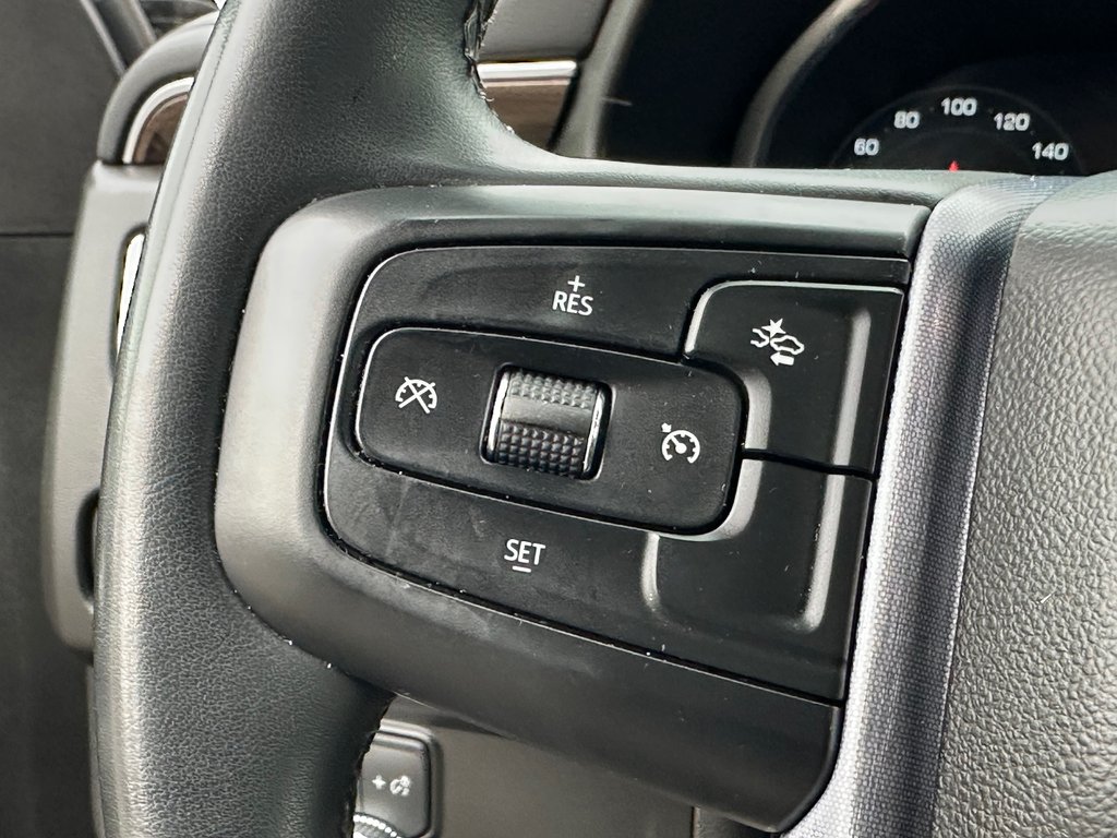 GMC Yukon SLE 8 PASSAGERS AWD NAVIGATION 2023 à St-Jean-Sur-Richelieu, Québec - 25 - w1024h768px