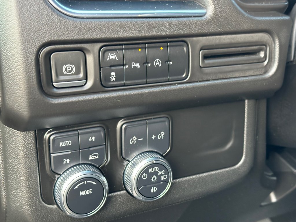 GMC Yukon SLE AWD NAVIGATION 2023 à St-Jean-Sur-Richelieu, Québec - 22 - w1024h768px