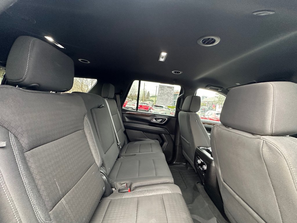 GMC Yukon SLE 8 PASSAGERS AWD NAVIGATION 2023 à St-Jean-Sur-Richelieu, Québec - 14 - w1024h768px