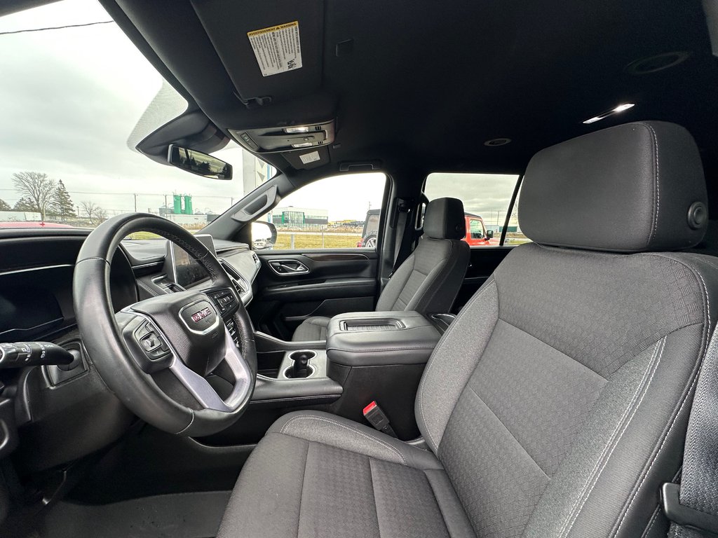 GMC Yukon SLE 8 PASSAGERS AWD NAVIGATION 2023 à St-Jean-Sur-Richelieu, Québec - 16 - w1024h768px