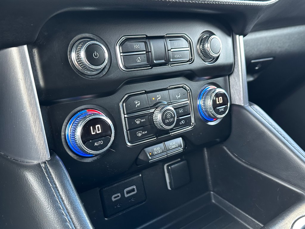 GMC Yukon SLE AWD NAVIGATION 2023 à St-Jean-Sur-Richelieu, Québec - 24 - w1024h768px