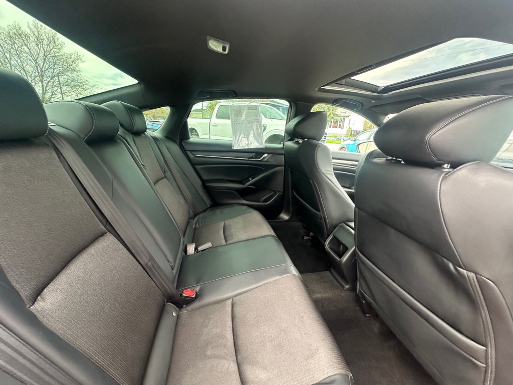 Honda Accord Sedan Sport CUIR TOIT OUVRANT SEULEMENT 041469 2018 à St-Jean-Sur-Richelieu, Québec - 16 - w1024h768px