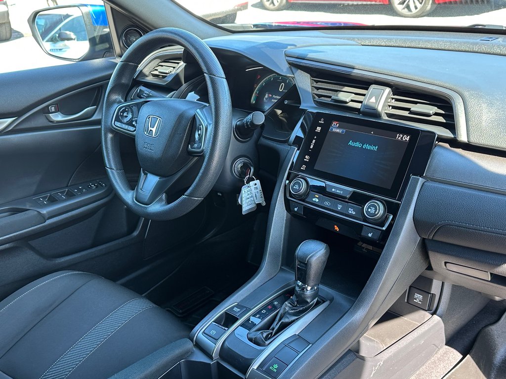 Honda Civic Hatchback LX TURBO SIEGES CHAUFFANTS 2018 à St-Jean-Sur-Richelieu, Québec - 3 - w1024h768px