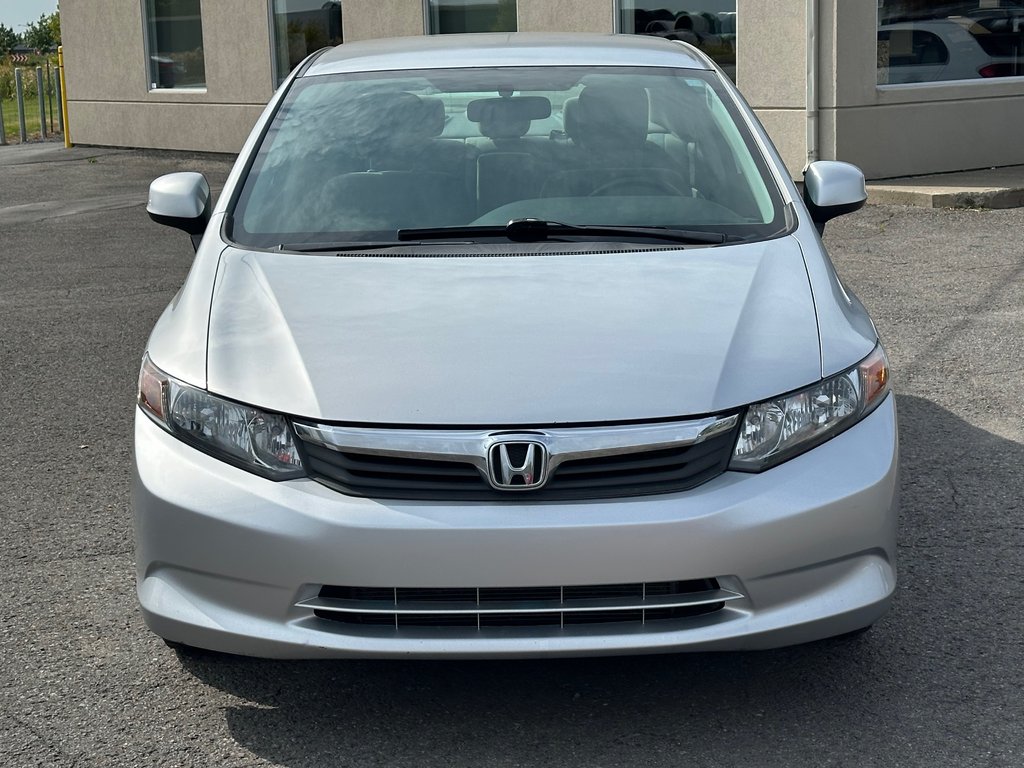 2012 Honda Civic Sdn LX SEULEMENT 084158 KM in St-Jean-Sur-Richelieu, Quebec - 6 - w1024h768px