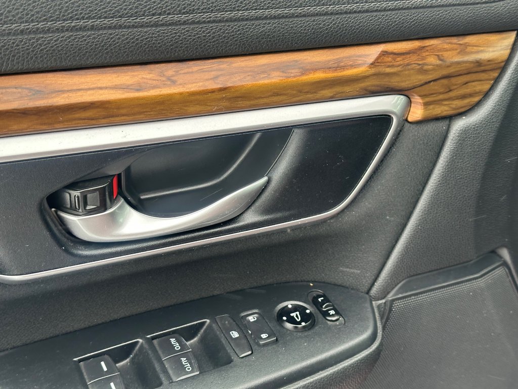 Honda CR-V EX TOIT OUVRANT 2018 à St-Jean-Sur-Richelieu, Québec - 19 - w1024h768px