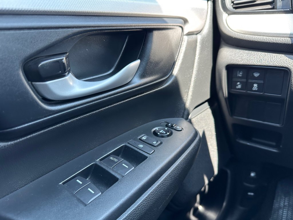 Honda CR-V LX SEULEMENT 089040 KM 2018 à St-Jean-Sur-Richelieu, Québec - 21 - w1024h768px
