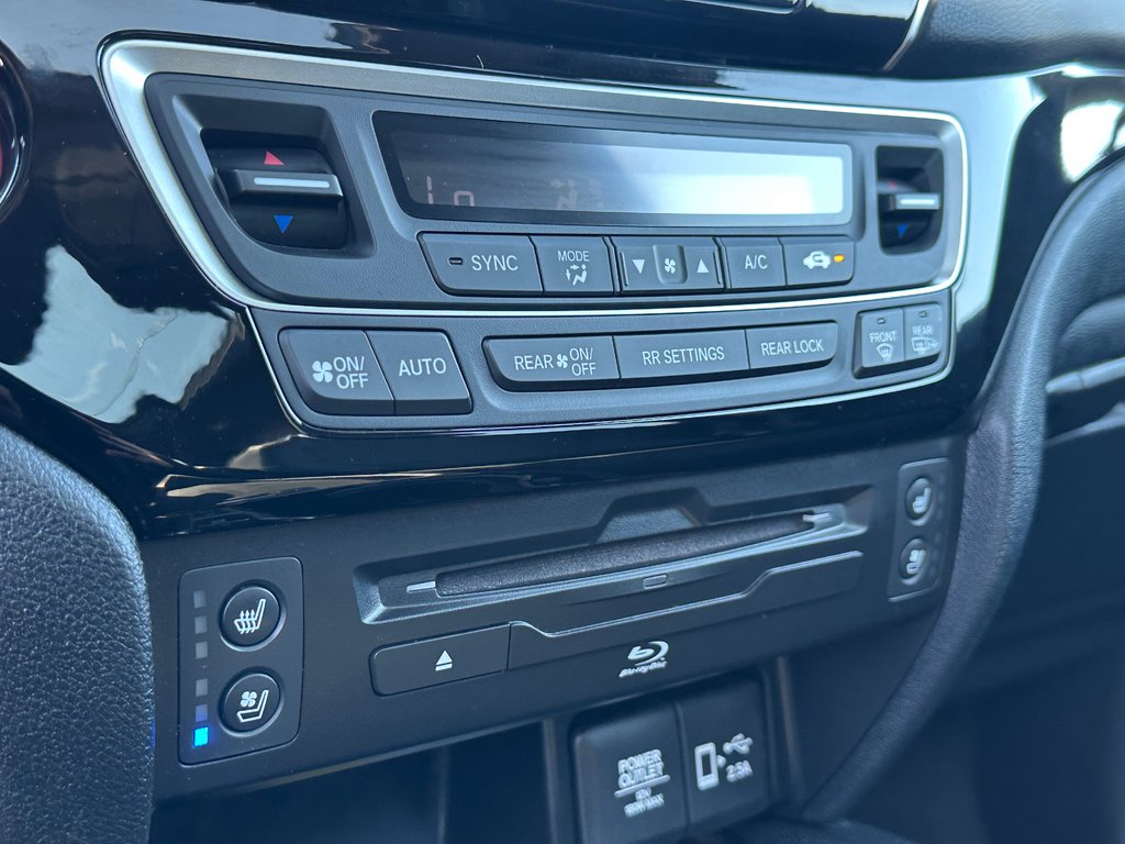 2021 Honda Pilot Touring 7-Passenger AWD NAVI TOIT in St-Jean-Sur-Richelieu, Quebec - 24 - w1024h768px