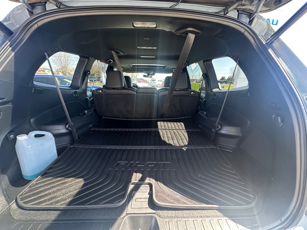 Honda Pilot TrailSport 8 PASSAGERS CUIR NAVIGATION 2022 à St-Jean-Sur-Richelieu, Québec - 16 - w1024h768px