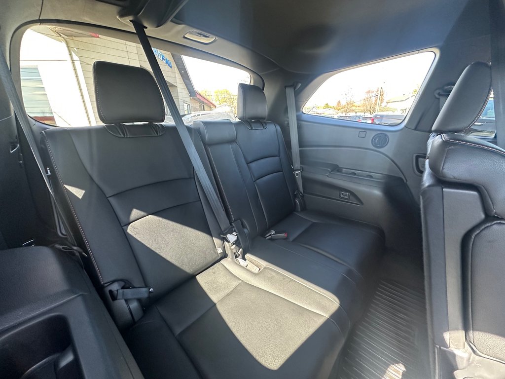 Honda Pilot TrailSport 8 PASSAGERS CUIR NAVIGATION 2022 à St-Jean-Sur-Richelieu, Québec - 17 - w1024h768px
