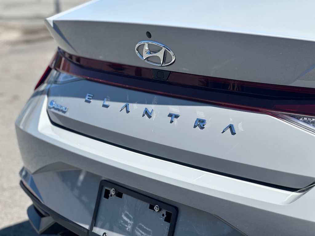 Hyundai Elantra Preferred TOIT OUVRANT 2021 à St-Jean-Sur-Richelieu, Québec - 11 - w1024h768px