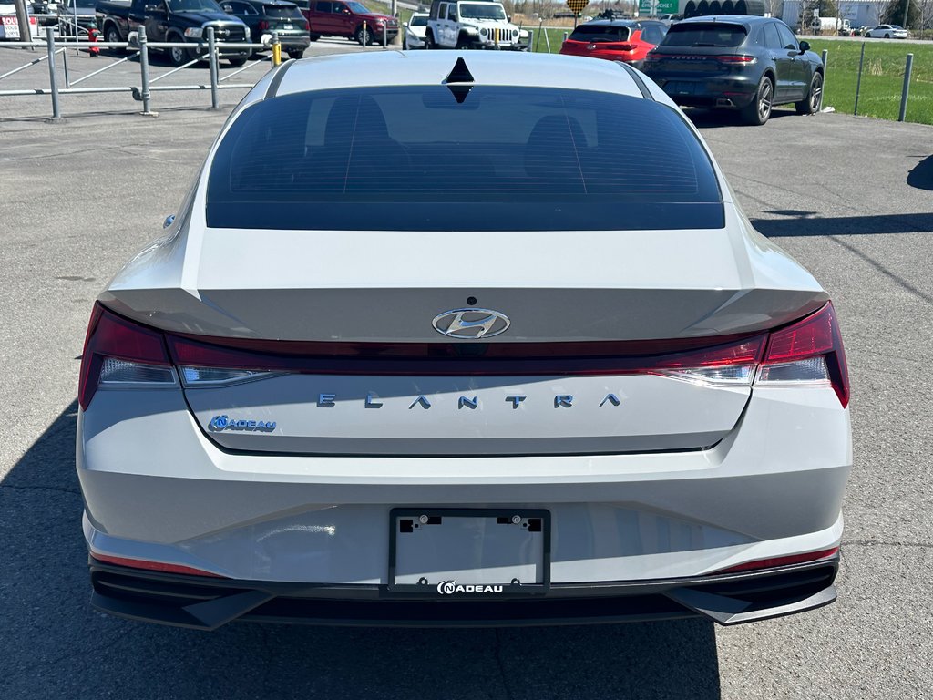 Hyundai Elantra Preferred TOIT OUVRANT 2021 à St-Jean-Sur-Richelieu, Québec - 8 - w1024h768px