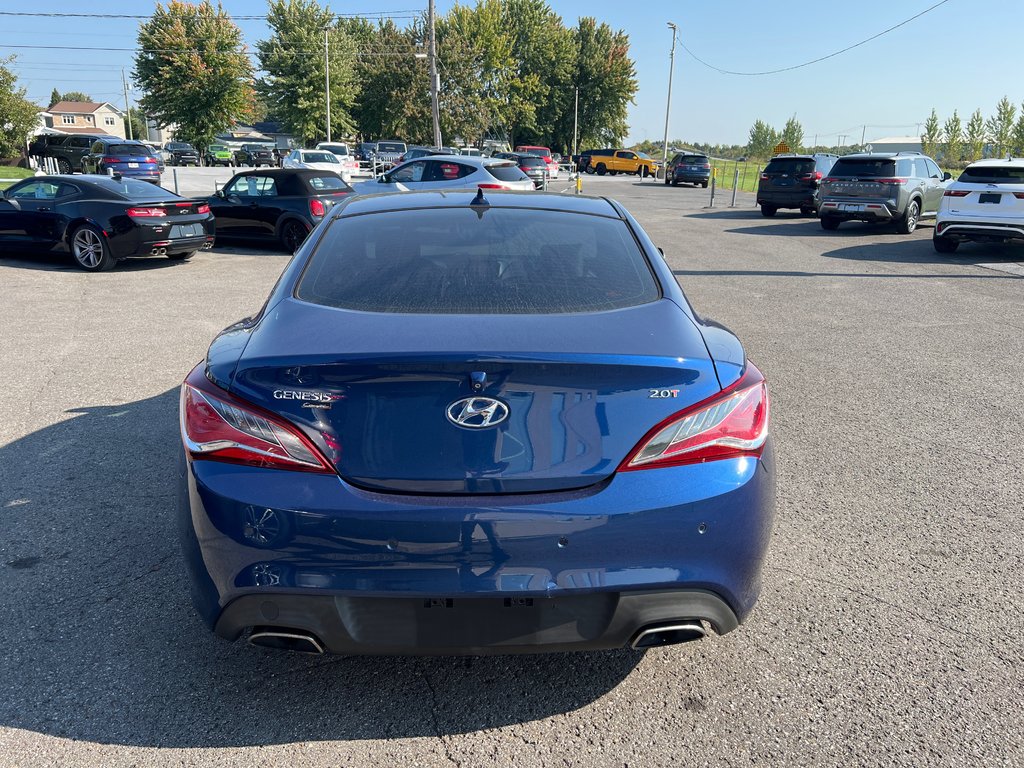 2014  Genesis Coupe Premium 2.0T TOIT CUIR in St-Jean-Sur-Richelieu, Quebec - 8 - w1024h768px