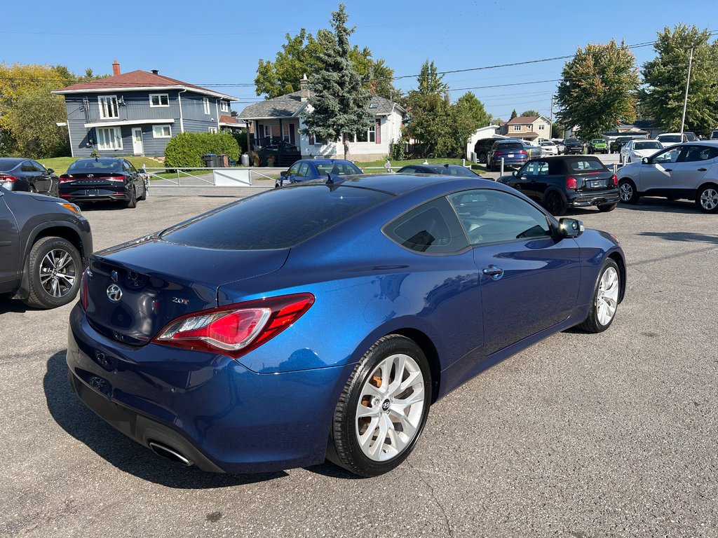 2014  Genesis Coupe Premium 2.0T TOIT CUIR in St-Jean-Sur-Richelieu, Quebec - 9 - w1024h768px