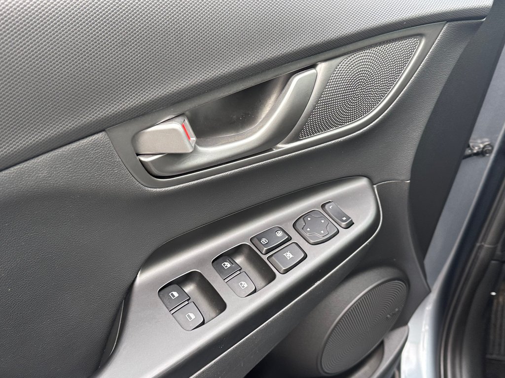 2021 Hyundai KONA ELECTRIC Ultimate CUIR NAVIGATION TOIT OUVRANT in St-Jean-Sur-Richelieu, Quebec - 19 - w1024h768px