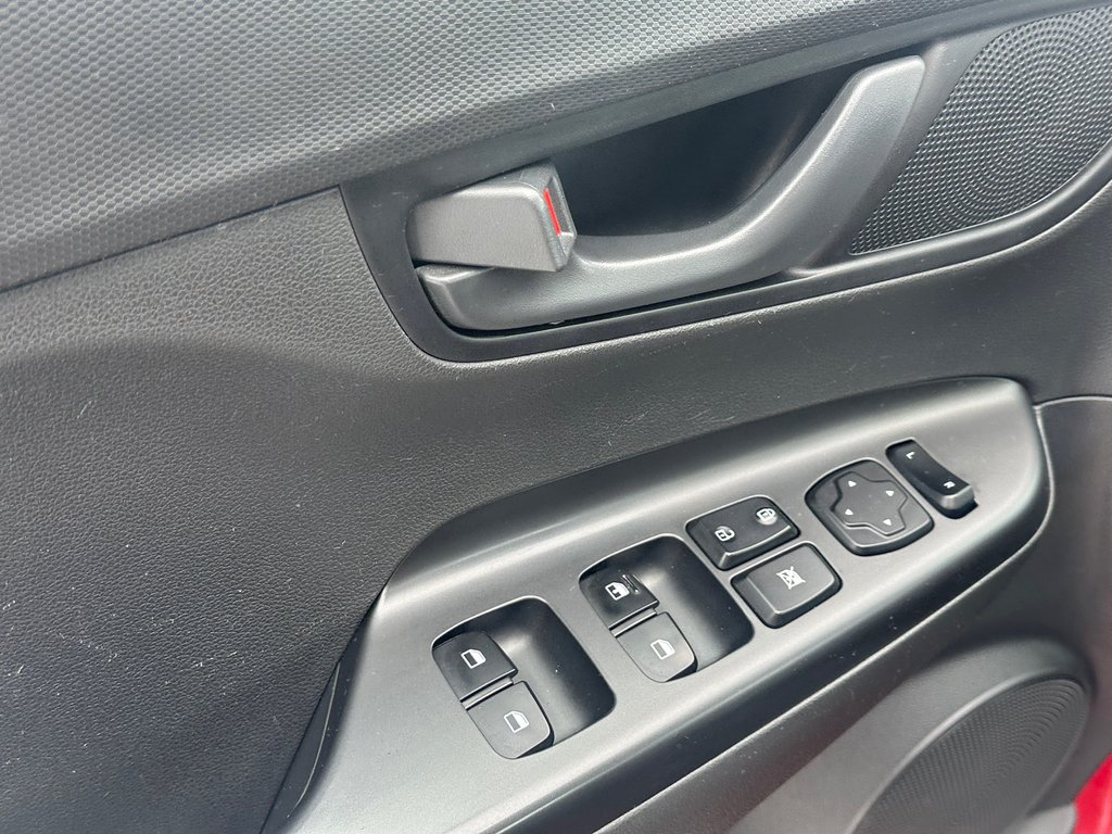 2021 Hyundai Kona AWD SIEGES CHAUFFANTS APPLE CARPLAY ANDROID AUTO in St-Jean-Sur-Richelieu, Quebec - 20 - w1024h768px