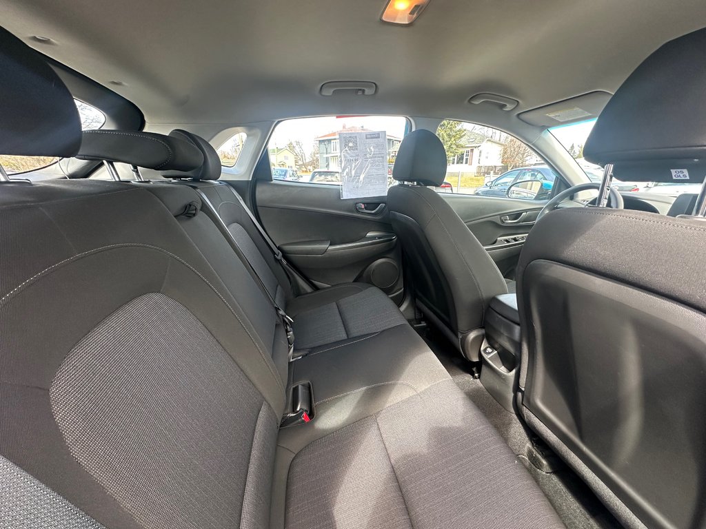 Hyundai Kona AWD SIEGES CHAUFFANTS CAMERA  ANDROID AUTO 2023 à St-Jean-Sur-Richelieu, Québec - 12 - w1024h768px