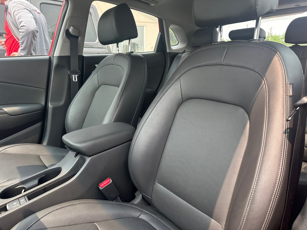 2023 Hyundai Kona PREFERED AWD CUIR TOIT OUVRANT SEULEMENT 031870 KM in St-Jean-Sur-Richelieu, Quebec - 8 - w1024h768px