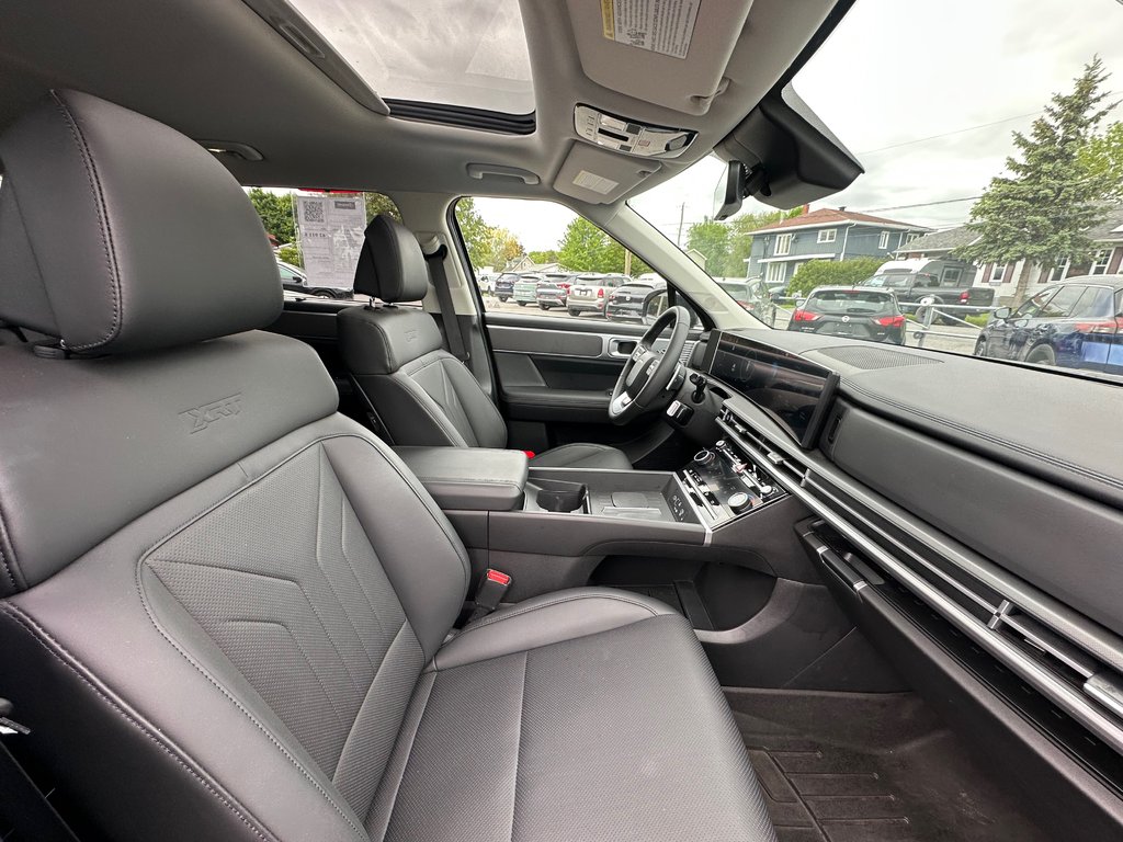Hyundai Santa Fe XRT CUIR AWD 7 PASSAGERS 2025 à St-Jean-Sur-Richelieu, Québec - 11 - w1024h768px