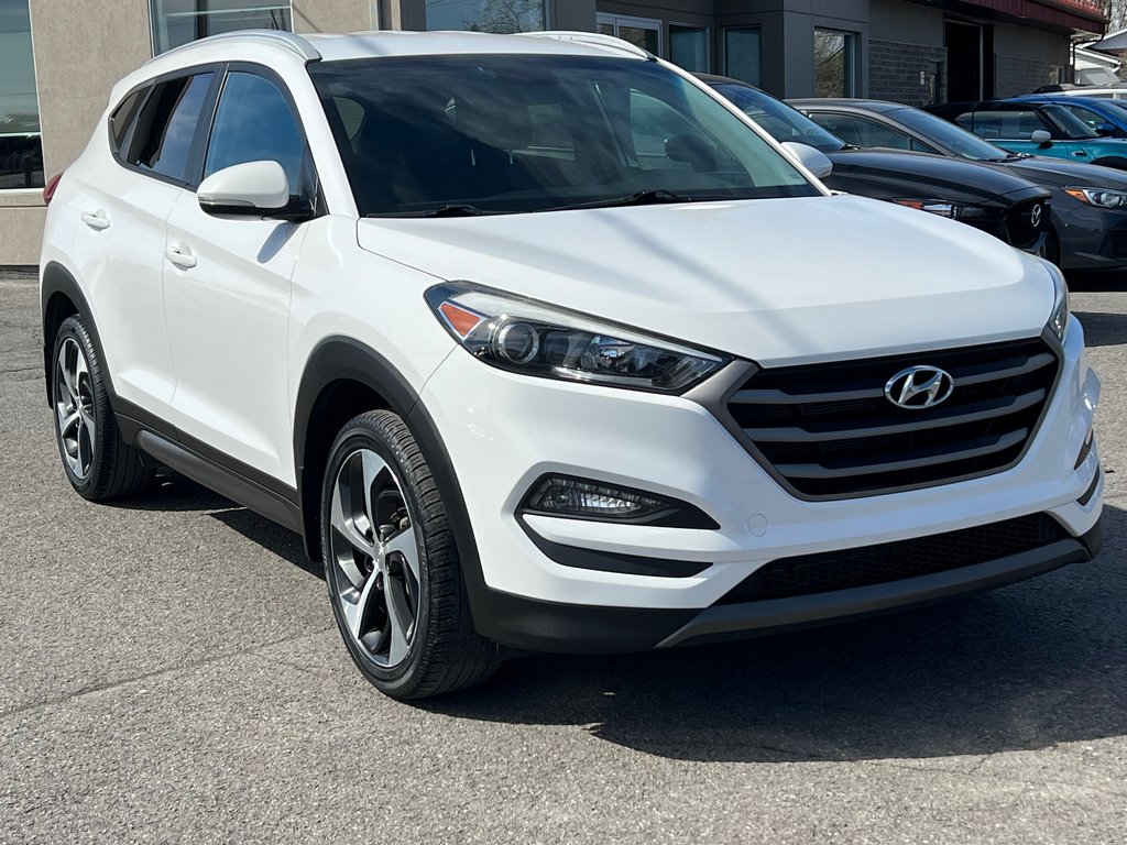 2016  Tucson PREMIUM AWD ANGLES MORTS CAMERA in St-Jean-Sur-Richelieu, Quebec - 1 - w1024h768px