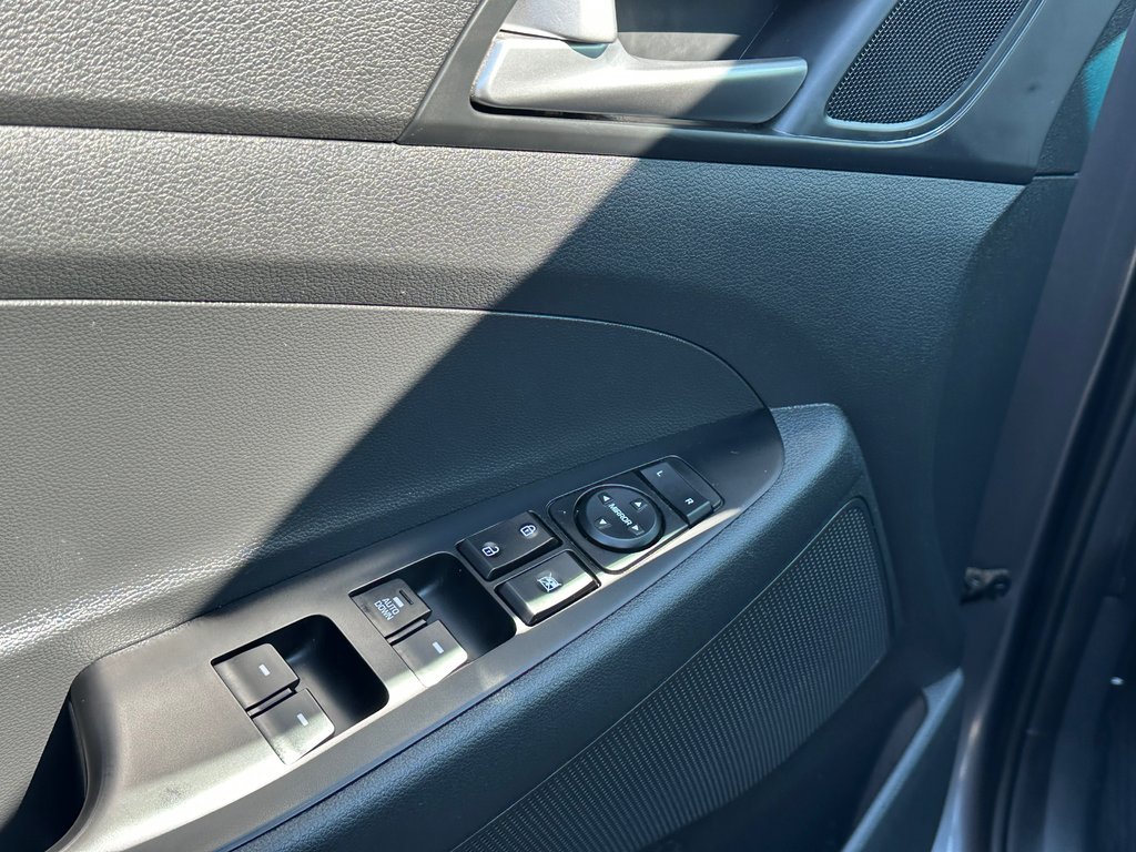 2019 Hyundai Tucson AWD SIEGES CHAUFFANTS APPLE CARPLAY ANDROID AUTO in St-Jean-Sur-Richelieu, Quebec - 16 - w1024h768px