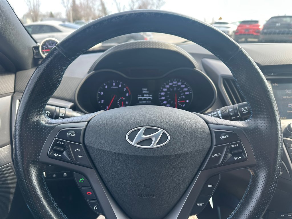 2016 Hyundai Veloster Rally Edition CUIR SEULEMENT 064692 KM in St-Jean-Sur-Richelieu, Quebec - 20 - w1024h768px
