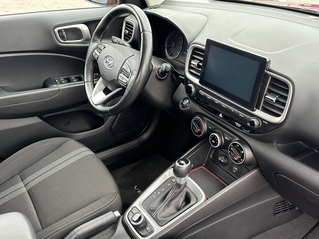 2021 Hyundai Venue Preferred SEULEMENT 064615 KM in St-Jean-Sur-Richelieu, Quebec - 3 - w1024h768px