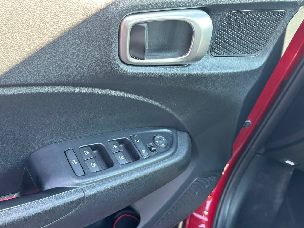 2021 Hyundai Venue Preferred SEULEMENT 064615 KM in St-Jean-Sur-Richelieu, Quebec - 24 - w1024h768px