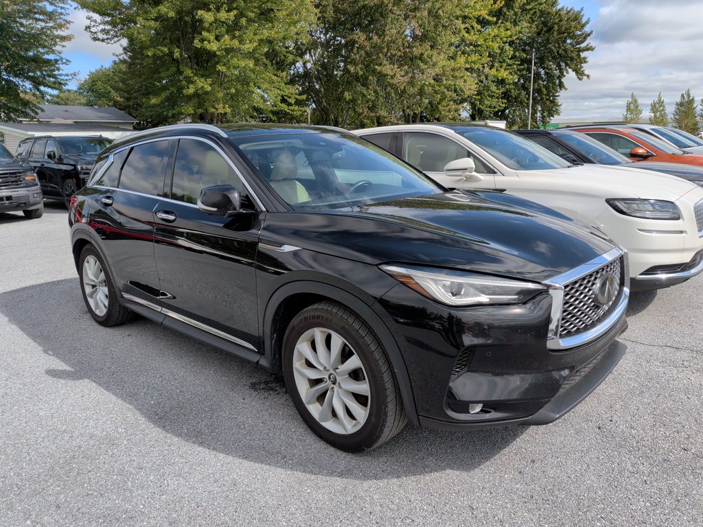Infiniti QX50 LUXE AWD 2.0T TOIT PANO DEMARREUR 2019 à St-Jean-Sur-Richelieu, Québec - 1 - w1024h768px