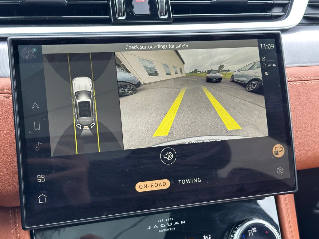 Jaguar F-PACE P400 R-Dynamic S AWD CUIR TOIT PANORAMIQUE 2023 à St-Jean-Sur-Richelieu, Québec - 26 - w1024h768px
