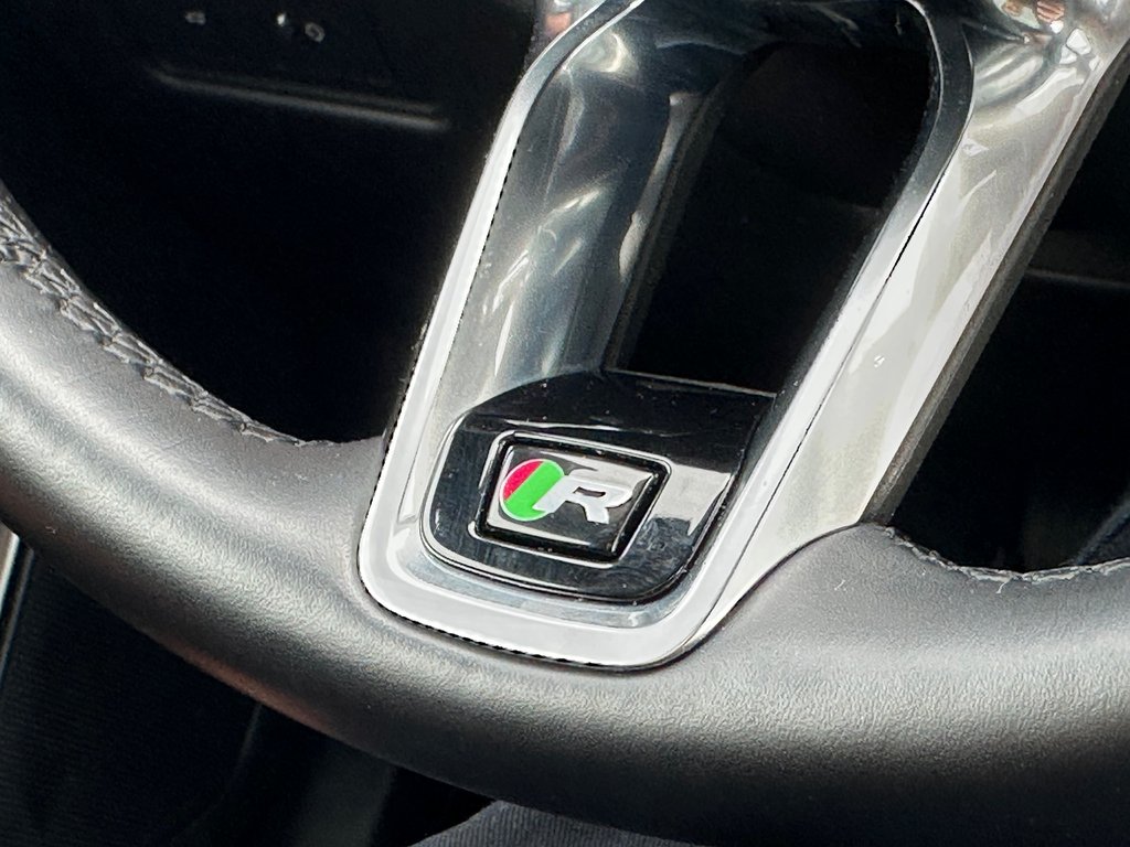 Jaguar F-PACE P400 R-Dynamic S AWD CUIR TOIT PANORAMIQUE 2023 à St-Jean-Sur-Richelieu, Québec - 28 - w1024h768px