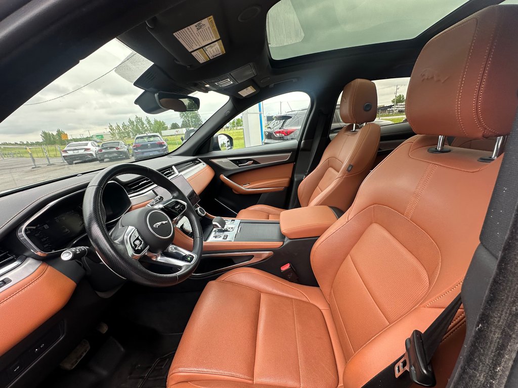 Jaguar F-PACE P400 R-Dynamic S AWD CUIR TOIT PANORAMIQUE 2023 à St-Jean-Sur-Richelieu, Québec - 19 - w1024h768px