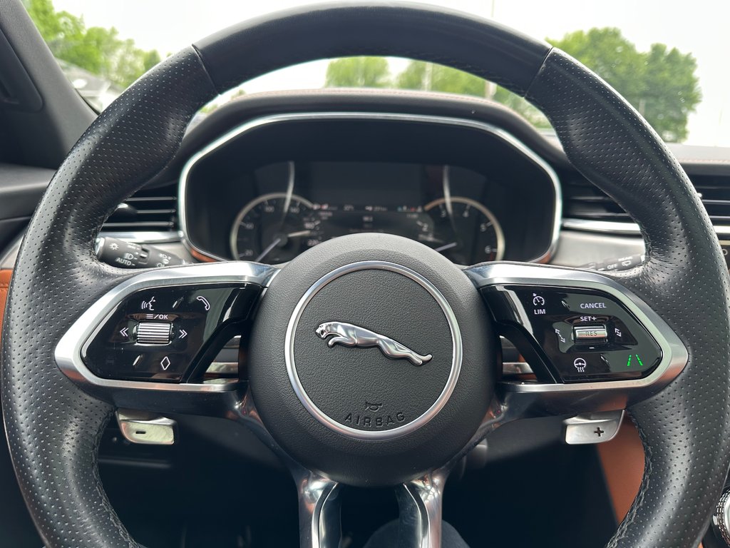 Jaguar F-PACE P400 R-Dynamic S AWD CUIR TOIT PANORAMIQUE 2023 à St-Jean-Sur-Richelieu, Québec - 21 - w1024h768px