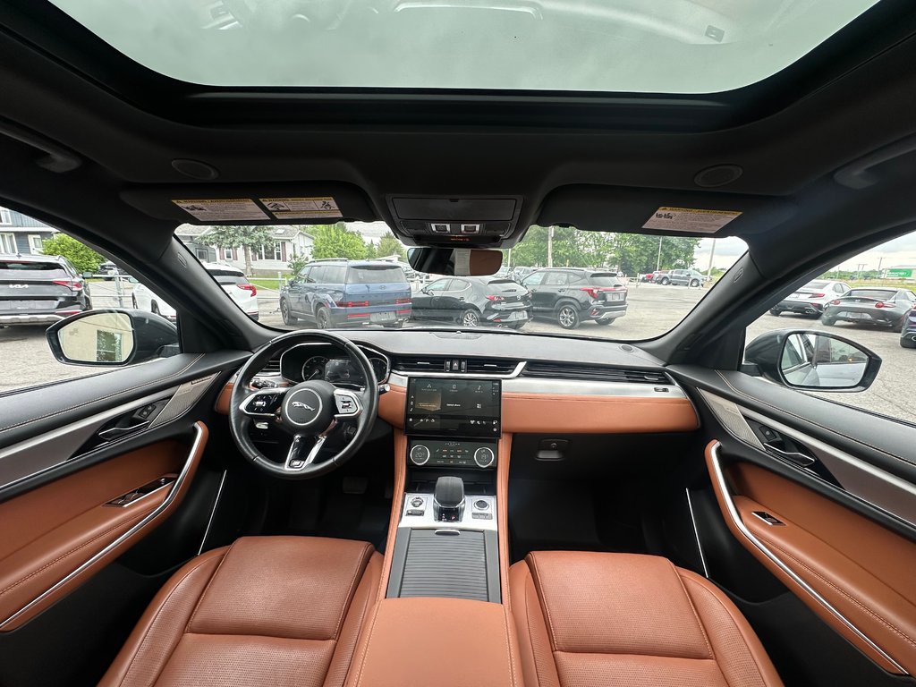 Jaguar F-PACE P400 R-Dynamic S AWD CUIR TOIT PANORAMIQUE 2023 à St-Jean-Sur-Richelieu, Québec - 13 - w1024h768px