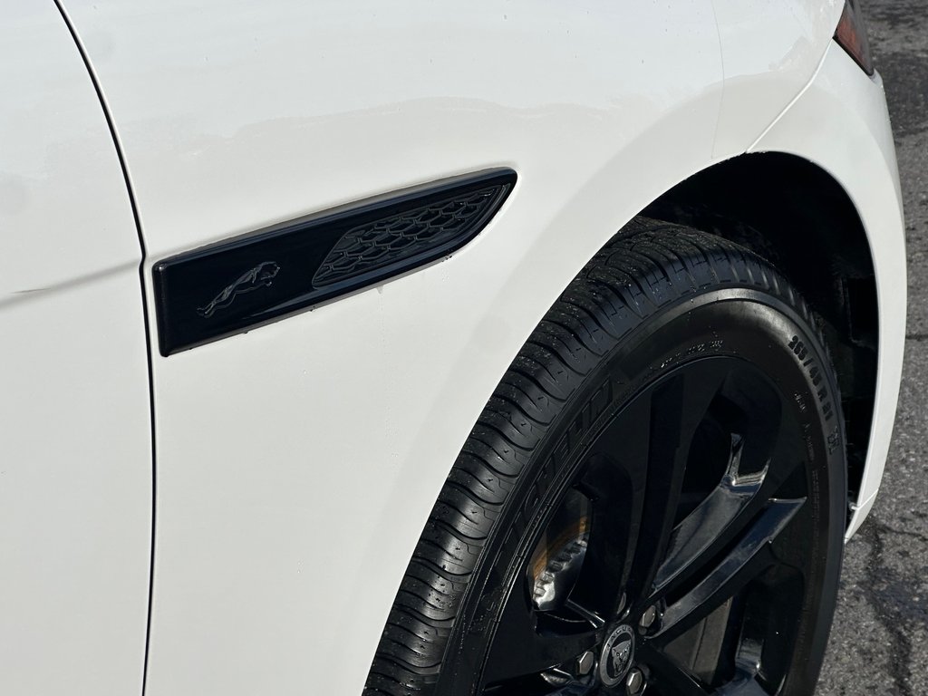 Jaguar F-PACE R-Dynamic S CUIR NAVIGATION TOIT PANORAMIQUE 2024 à St-Jean-Sur-Richelieu, Québec - 8 - w1024h768px