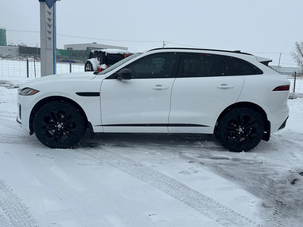 Jaguar F-PACE R-Dynamic S CUIR NAVIGATION TOIT PANORAMIQUE 2024 à St-Jean-Sur-Richelieu, Québec - 6 - w1024h768px