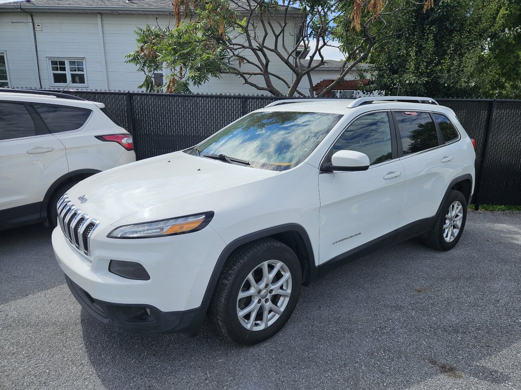 Jeep Cherokee North SIEGES ET VOLANT CHAUFFANTS 094075 KM 2016 à St-Jean-Sur-Richelieu, Québec - 1 - w1024h768px