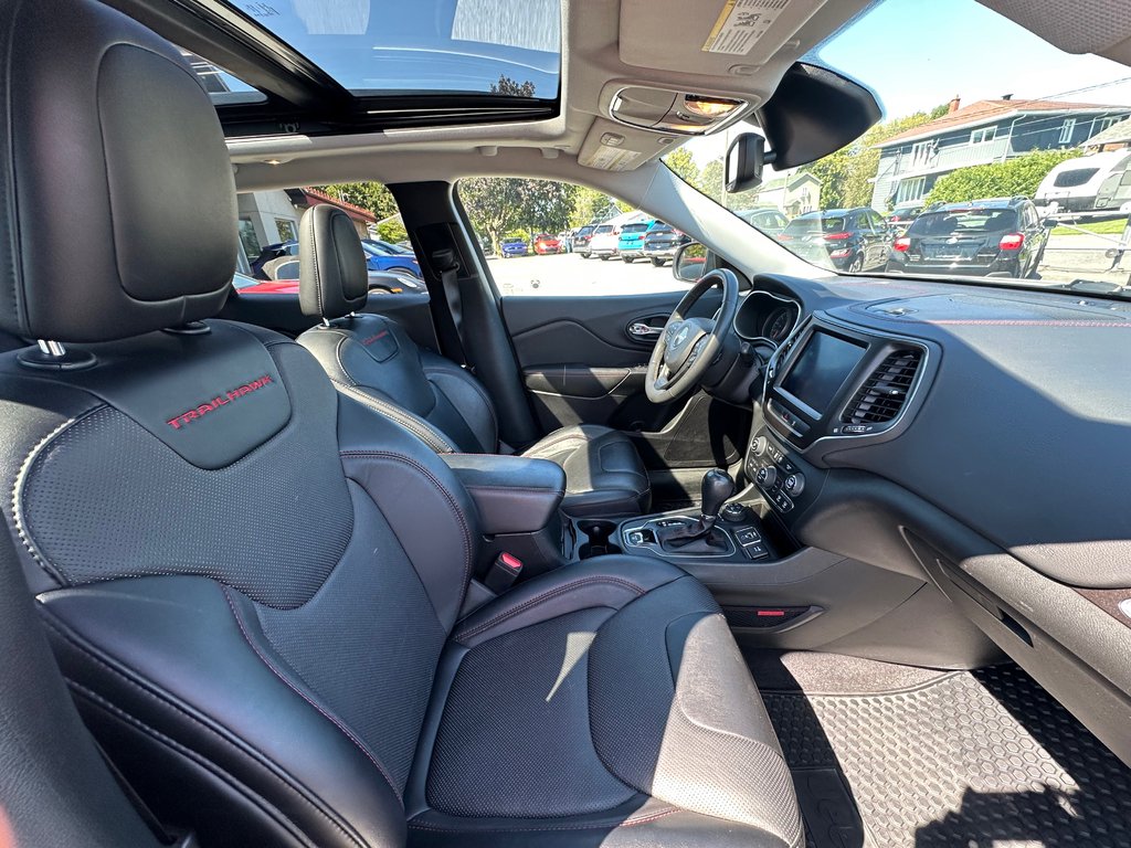 2022 Jeep Cherokee Trailhawk Elite 4x4 CUIR in St-Jean-Sur-Richelieu, Quebec - 12 - w1024h768px