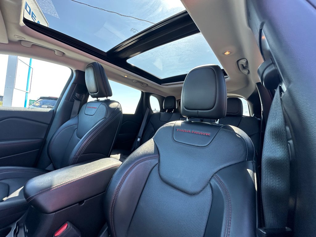 2022 Jeep Cherokee Trailhawk Elite 4x4 CUIR in St-Jean-Sur-Richelieu, Quebec - 20 - w1024h768px