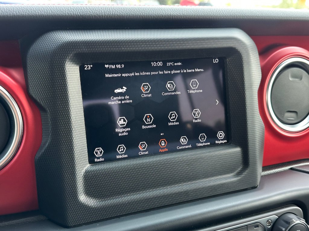 2021 Jeep Gladiator Rubicon CUIR 4X4 SEULEMENT 041942 KM in St-Jean-Sur-Richelieu, Quebec - 19 - w1024h768px