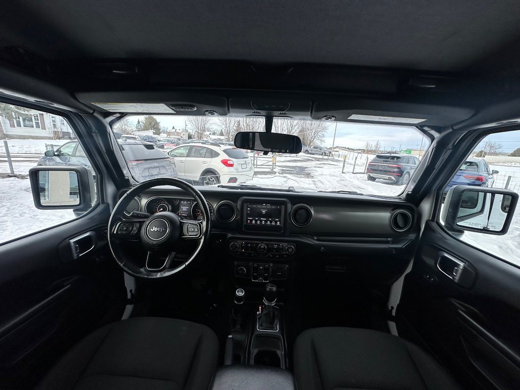 Jeep Gladiator Sport 4X4 2022 à St-Jean-Sur-Richelieu, Québec - 14 - w1024h768px