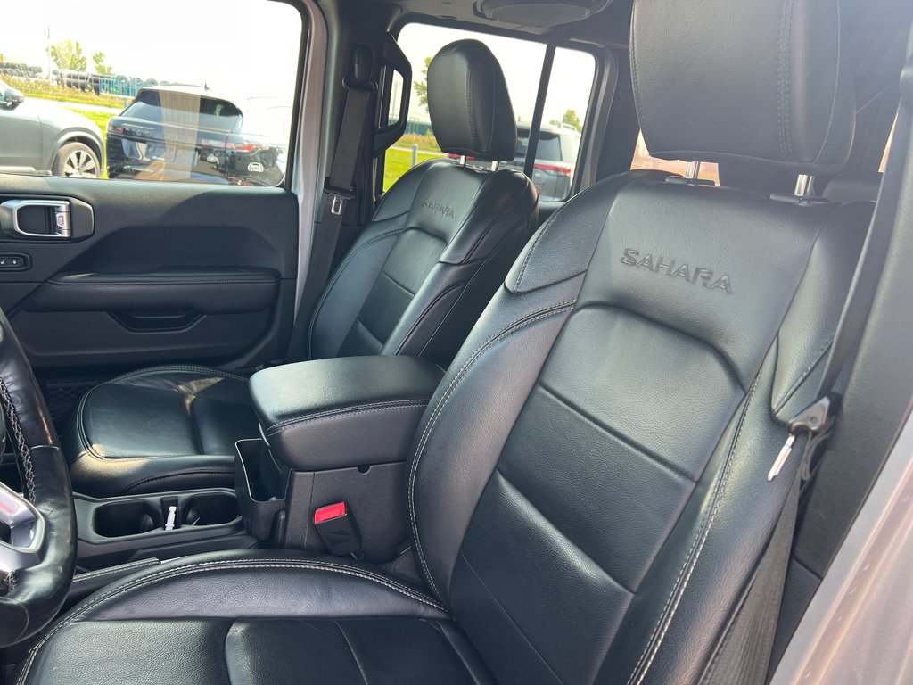 Wrangler Unlimited Sahara 4x4 CUIR NAVI DEMARREUR 2019 à St-Jean-Sur-Richelieu, Québec - 3 - w1024h768px