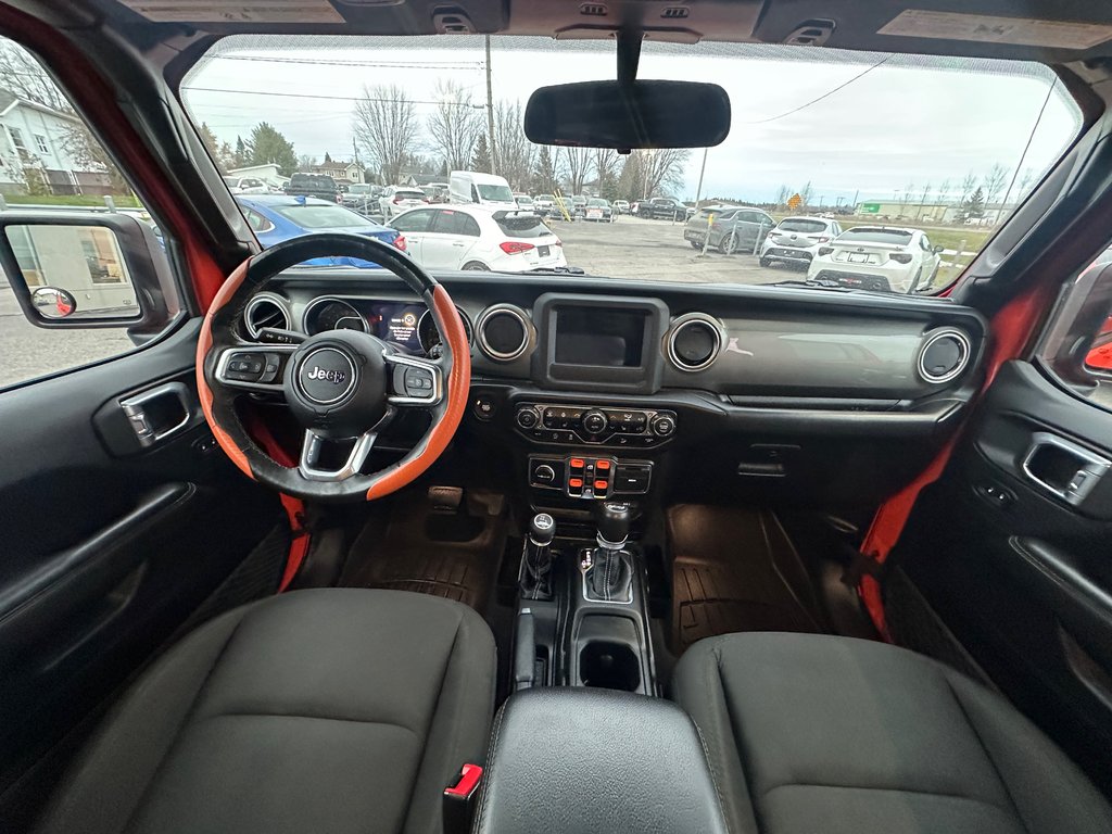 2019 Jeep Wrangler Unlimited Sahara 4X4 SEULEMENT  087695 KM in St-Jean-Sur-Richelieu, Quebec - 12 - w1024h768px