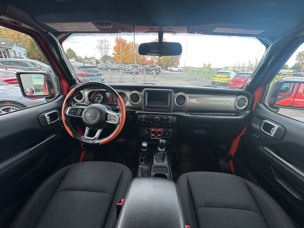 2019 Jeep Wrangler Unlimited Sahara 4X4 SEULEMENT  087695 KM in St-Jean-Sur-Richelieu, Quebec - 12 - w1024h768px