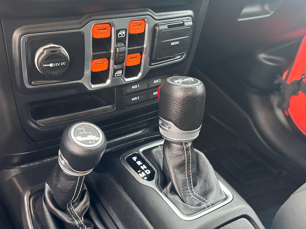 2019 Jeep Wrangler Unlimited Sahara 4X4 SEULEMENT  087695 KM in St-Jean-Sur-Richelieu, Quebec - 19 - w1024h768px