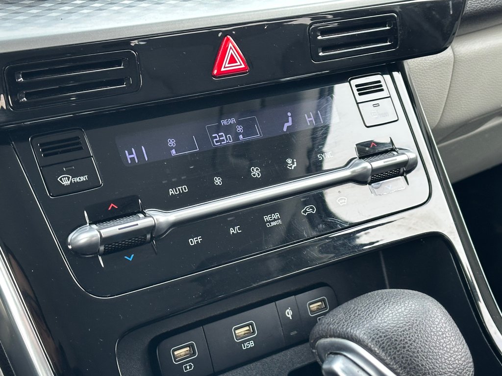 2023 Kia Carnival LX+  8 PASSAGERS in St-Jean-Sur-Richelieu, Quebec - 24 - w1024h768px