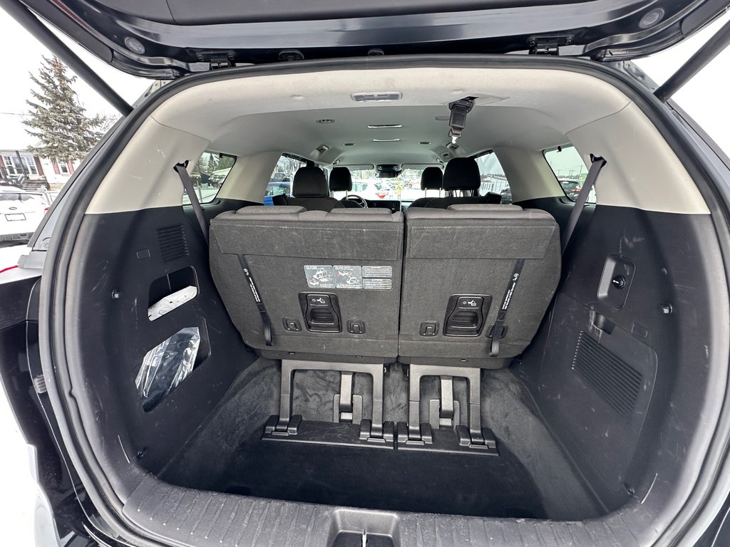 2023 Kia Carnival LX+  8 PASSAGERS in St-Jean-Sur-Richelieu, Quebec - 18 - w1024h768px