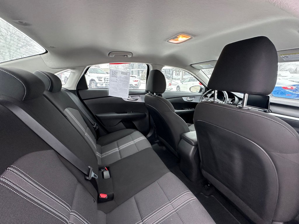 Kia Forte LX SEULEMENT 028597 KM 2024 à St-Jean-Sur-Richelieu, Québec - 13 - w1024h768px