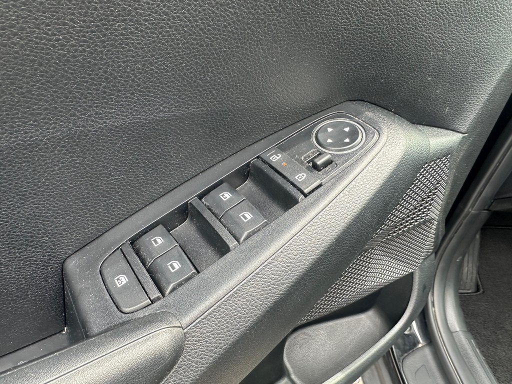2024 Kia Seltos LX AWD SELEMENT 037978 KM in St-Jean-Sur-Richelieu, Quebec - 11 - w1024h768px