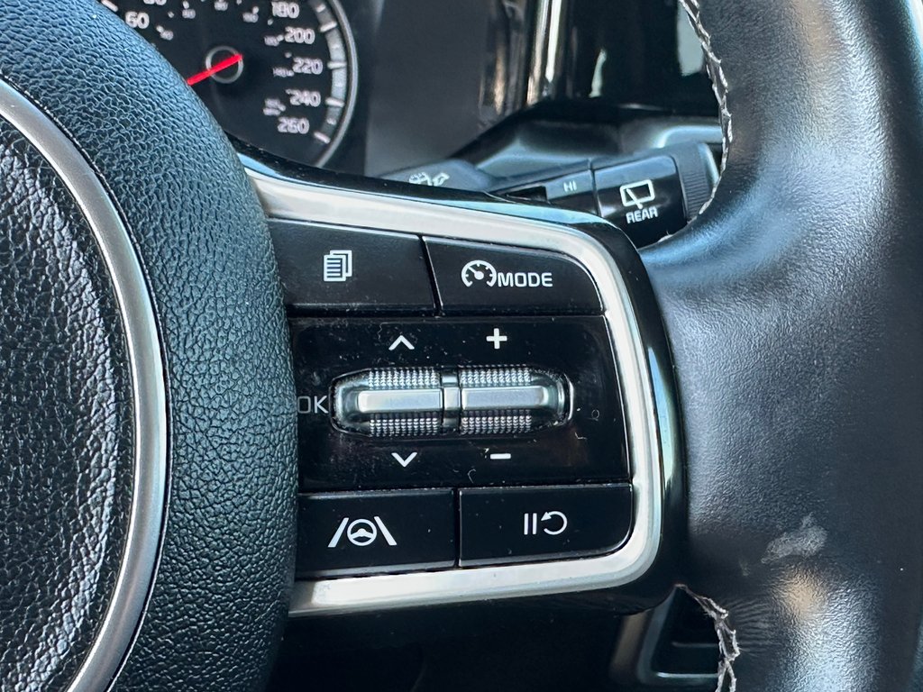 2022 Kia Sorento LX AWD 7 PASSAGERS SEULEMENT 047625 KM in St-Jean-Sur-Richelieu, Quebec - 24 - w1024h768px