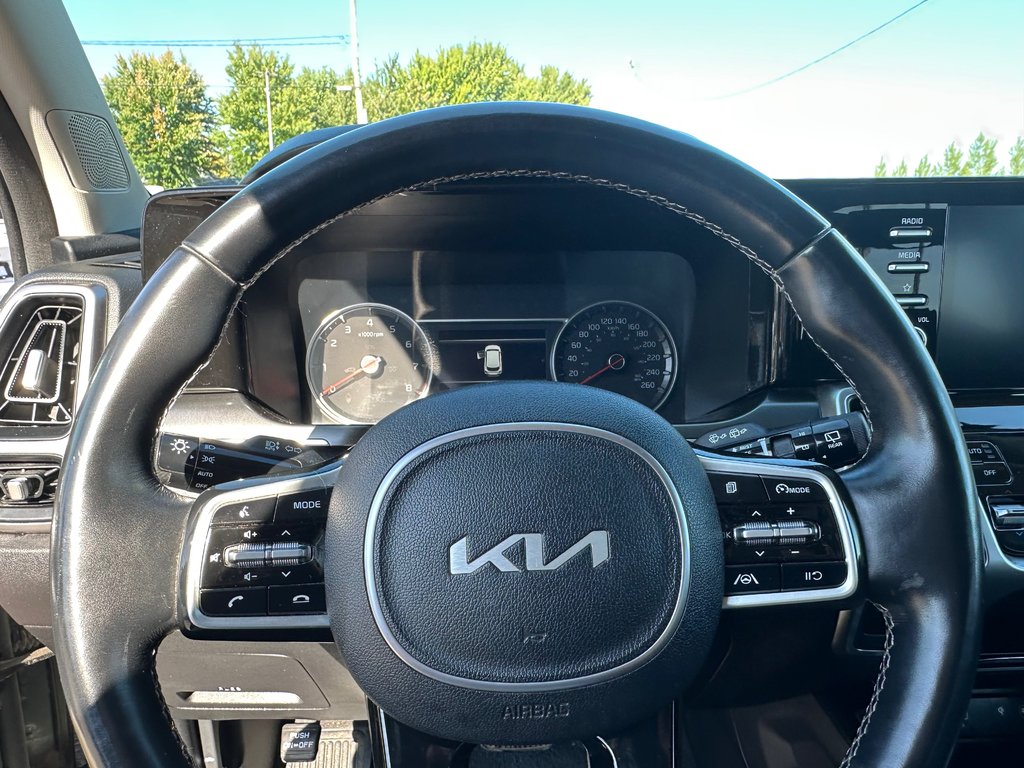 2022 Kia Sorento LX AWD 7 PASSAGERS SEULEMENT 047625 KM in St-Jean-Sur-Richelieu, Quebec - 18 - w1024h768px